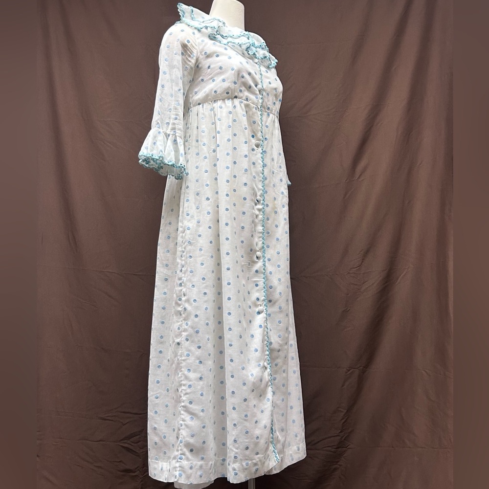 Maxi Dress, vintage Polk a dot dress with exaggerated collar and bell sleeves
